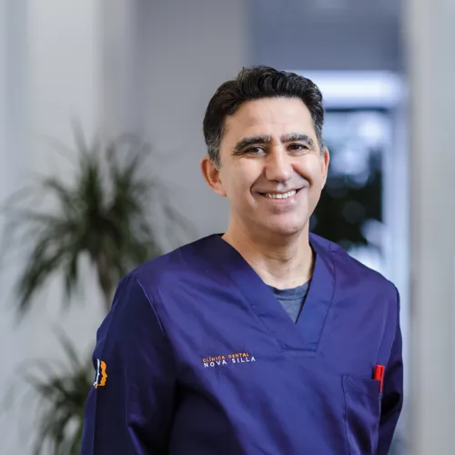 Dr. Rafael Moreno Pérez, Clínica Dental Nova Silla